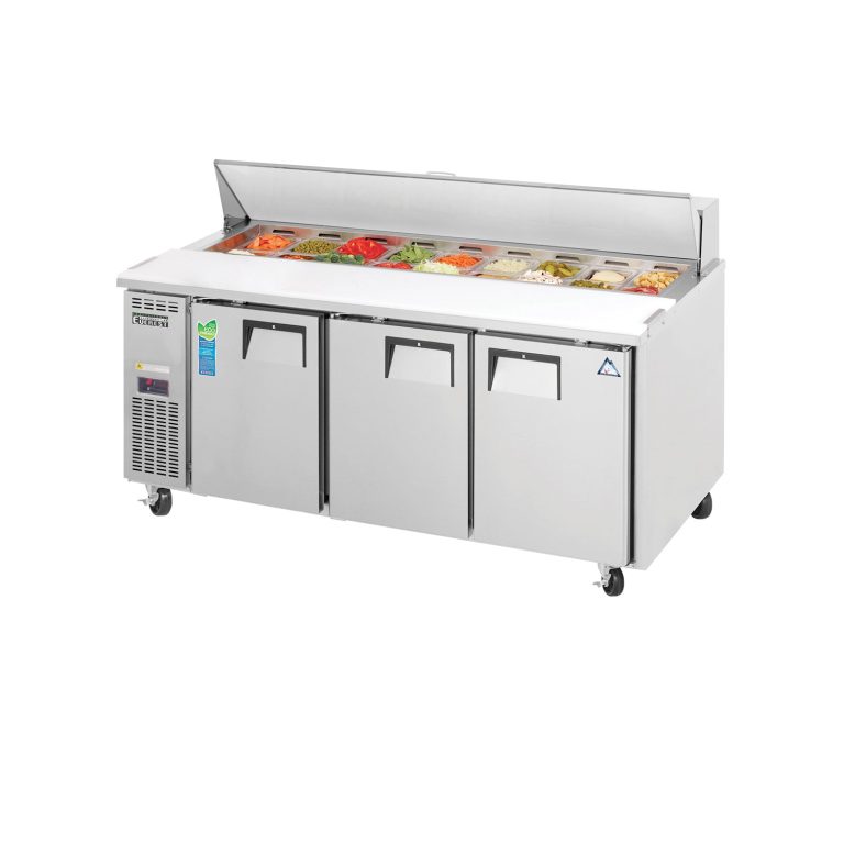 Everest EPR3 71 1/8" Acero Inoxidable Refrigerador de Mesa de Preparación de Sandwich, 3 Puertas Solidas