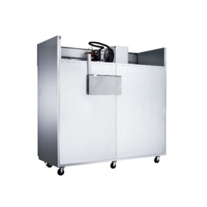 Dukers D83AF 82 5/8″ Three Section Reach-In Freezer with Solid Full Doors, Top Mount, Stainless Steel, 66.2 Cu.Ft.