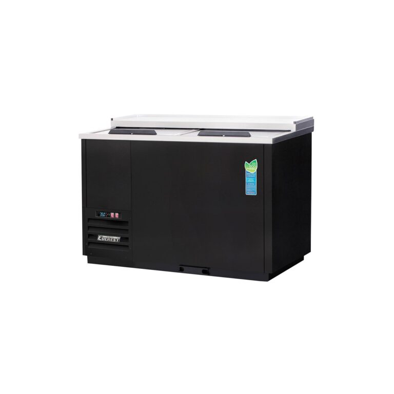 Everest EGC50 49 1/2″ Black Horizontal Bottle Cooler, 2 Solid Slide Lid Glass, 15 cu. ft.