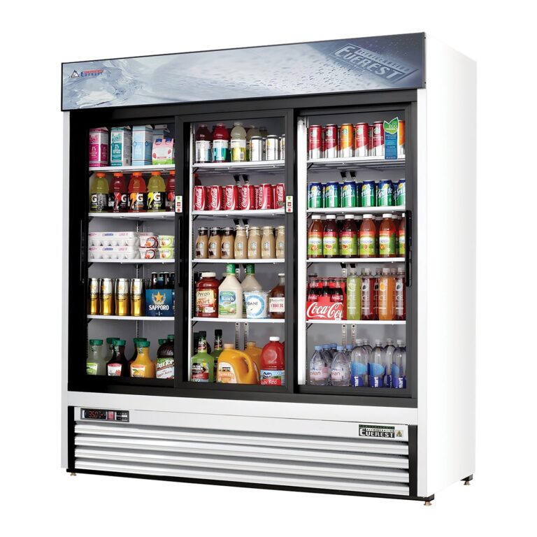 Everest EMGR69 72 7/8" Blanco 69 pies cúbicos Merchandiser Refrigerador, 3 Puertas de Vidrio