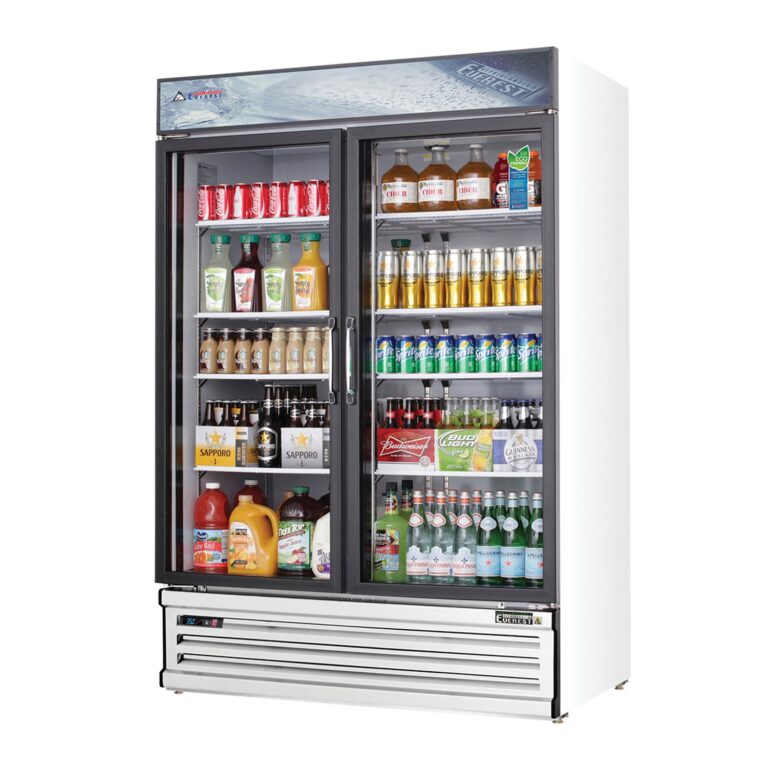 Everest EMSGR48 53 1/8" Blanco 50 pies cúbicos Merchandiser Refrigerador, 2 Puertas de Vidrio